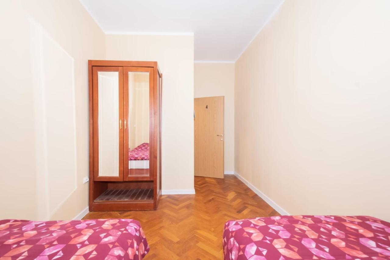 Hostel Old School Fiume Kültér fotó